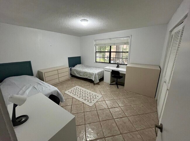 Building Photo - 6650 Montego Bay Blvd