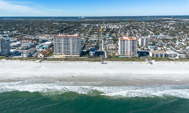 Building Photo - For Rent – Newly Renovated Modern Beach Du...