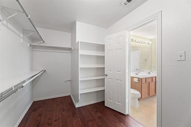 Building Photo - 10528 Cochron Dr