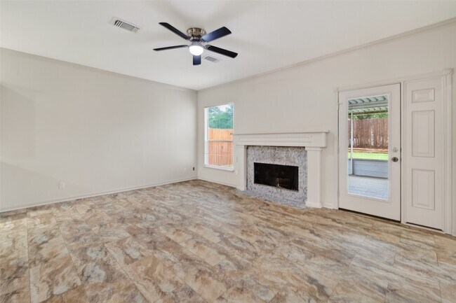 Building Photo - 11818 Snowberry Dr