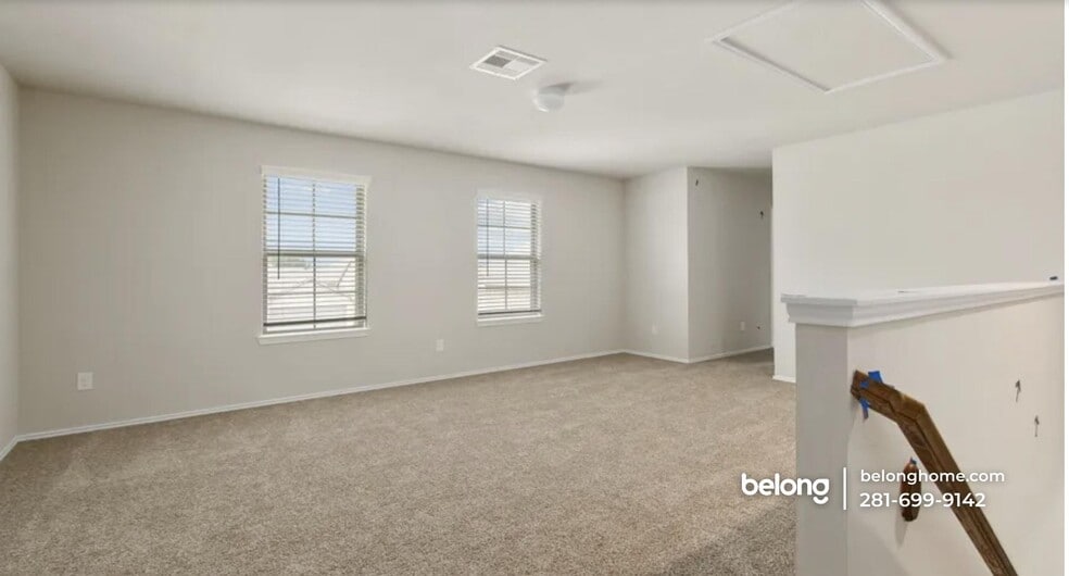 Building Photo - 21349 Pne Ml Dr