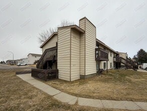 Building Photo - Ealges Nest Apartments