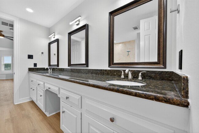 Building Photo - 2019 Bendstone Cir