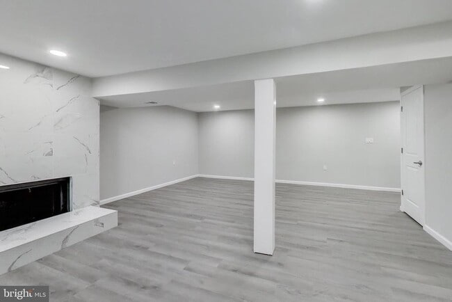 Building Photo - 18948 Quail Valley Blvd