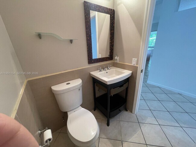 Building Photo - 1137 Croton Ct