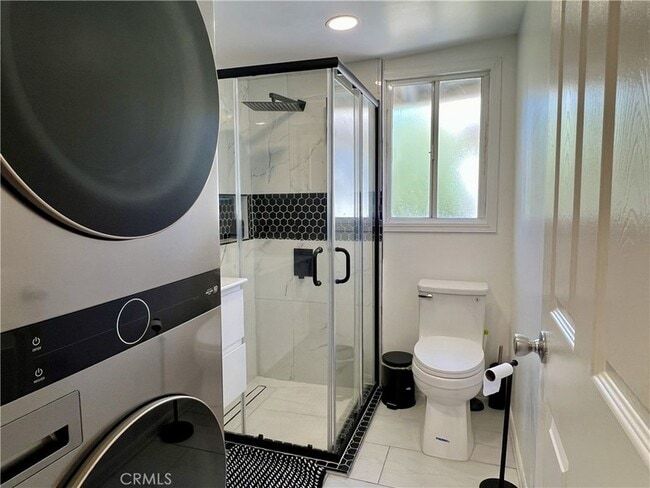 Building Photo - 1157 W 2nd St