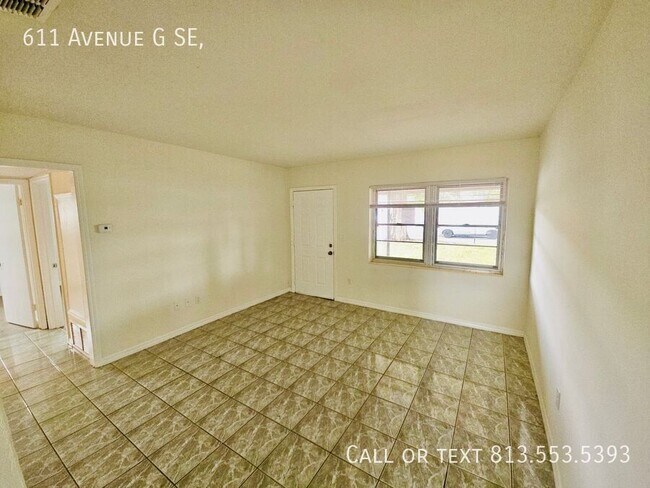 Building Photo - 611 Ave G SE