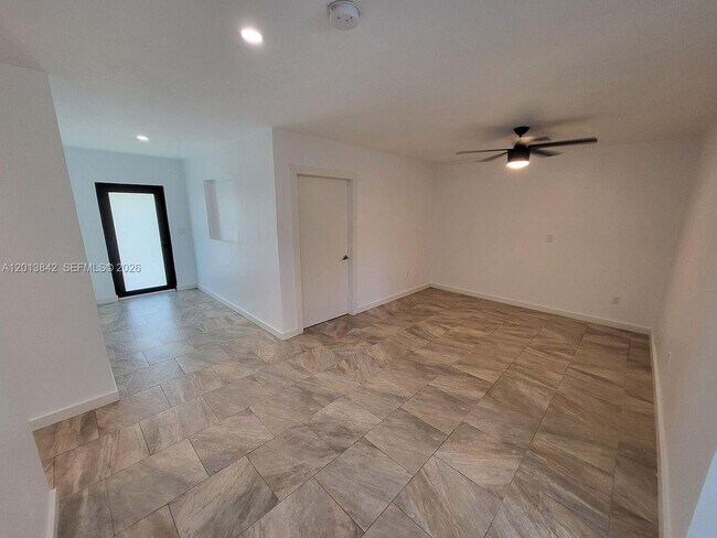 Building Photo - 8575 SW 125th St