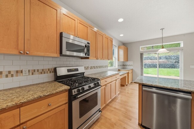 Building Photo - 9035 SW Ivory St