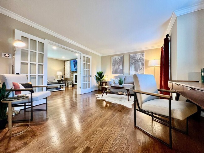 Building Photo - Executive home in West Chester Game Room H...