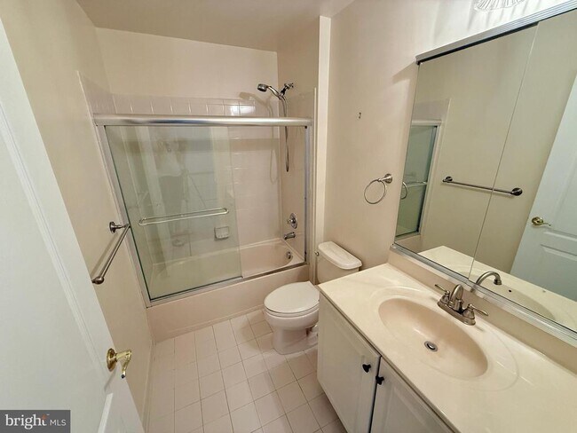 Building Photo - 5624 Arrowfield Terrace