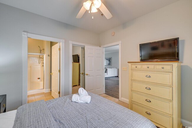 Building Photo - 4882 Luster Leaf Cir