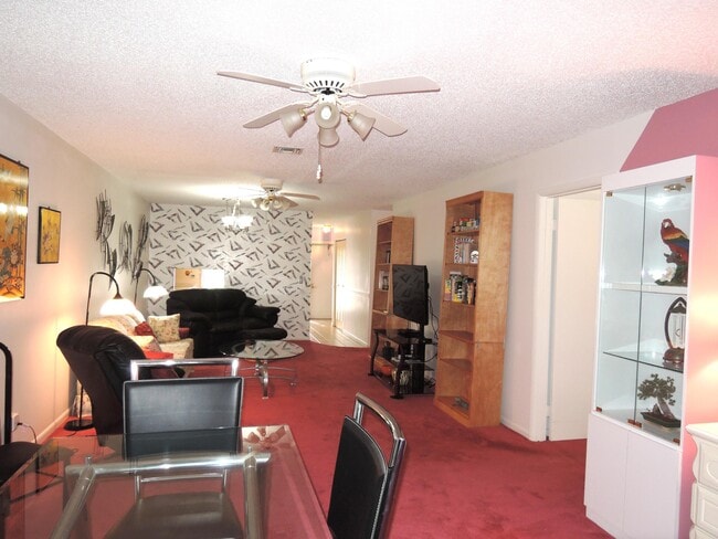 Building Photo - 944 Savannas Point Dr