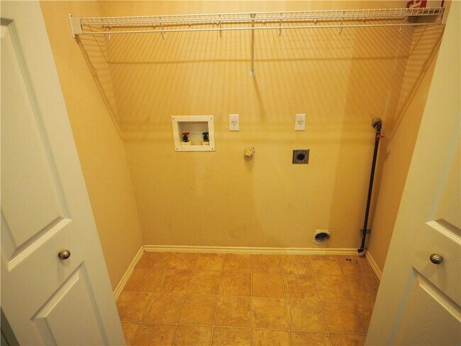 Building Photo - 1705 O'Callahan Dr