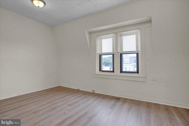Building Photo - 448 Penn Ave