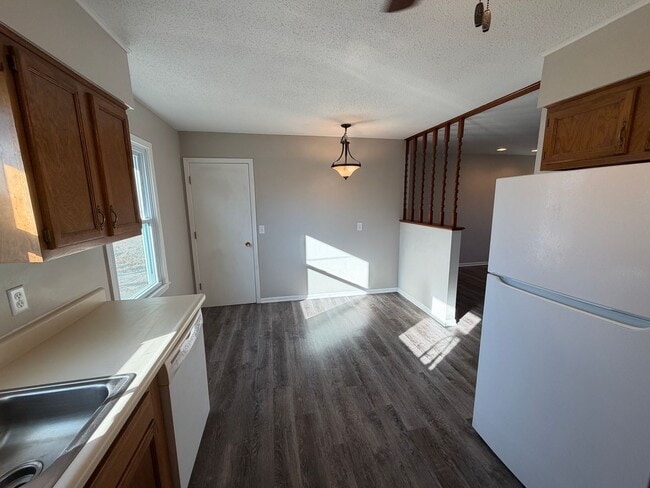 Building Photo - 3-Bedroom Home with Garage & Basement – Easy Access to Dodge St. | 1,040 SF