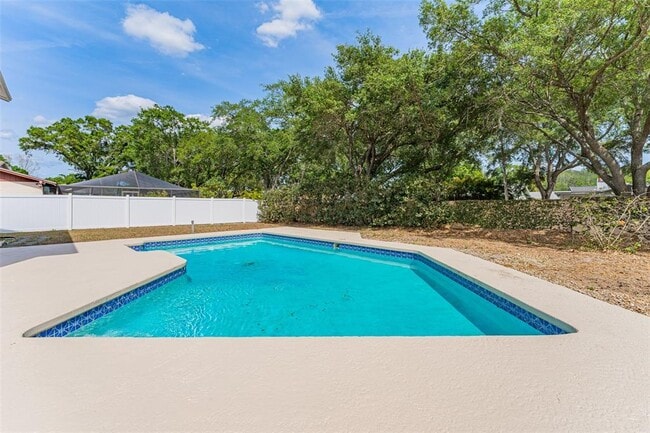 Building Photo - 16203 Fantasia Dr