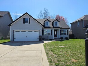 Building Photo - 488 Medallion Cir