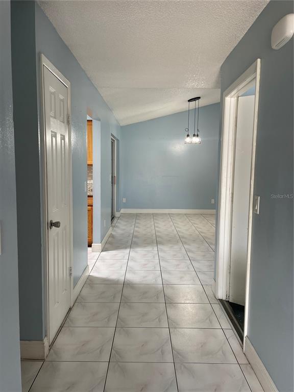 Building Photo - 125 Cranfield Ct