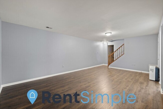 Building Photo - 3920 Bokel Dr