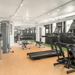 Building Photo - 525 W Aldine Ave