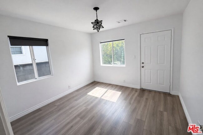 Building Photo - 10870 Whitburn St