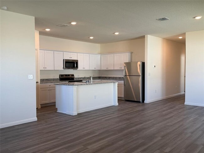 Building Photo - 132 Rother Pl