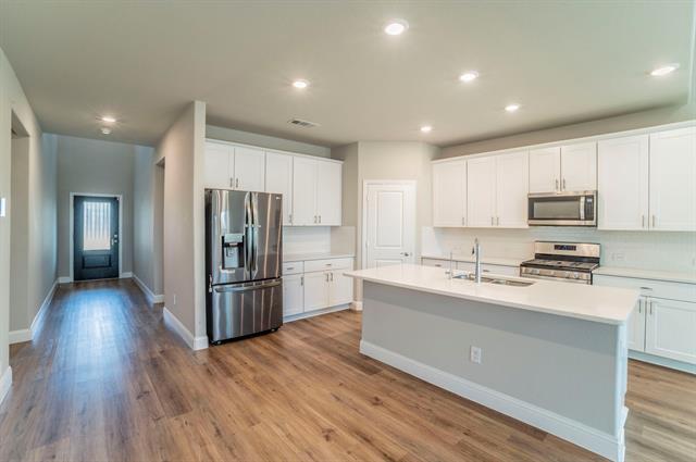 Building Photo - 3317 Evening View