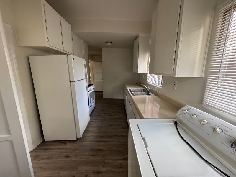 Building Photo - 225 Camino Real