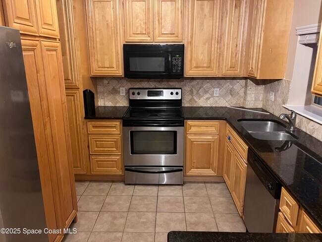 Building Photo - 3434 Blanding Blvd