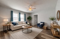 Building Photo - Clean Upper Unit! Move Right In!