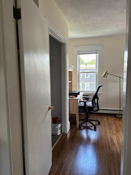 Building Photo - 109 Birch St