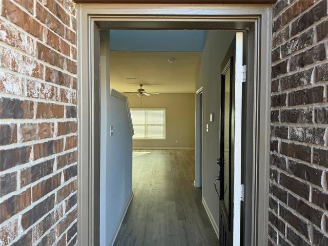 Building Photo - 213 Emma Dr