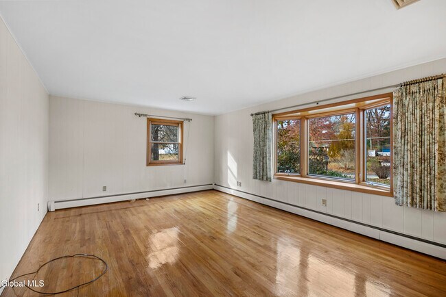 Building Photo - 167 Wood Dale Dr