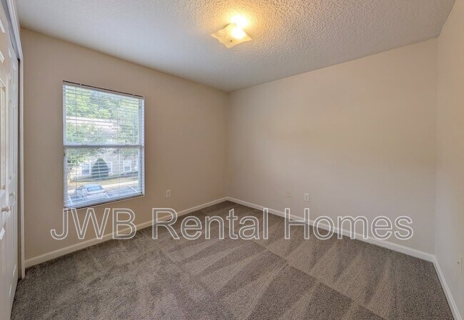 Building Photo - 6076 Maggies Cir