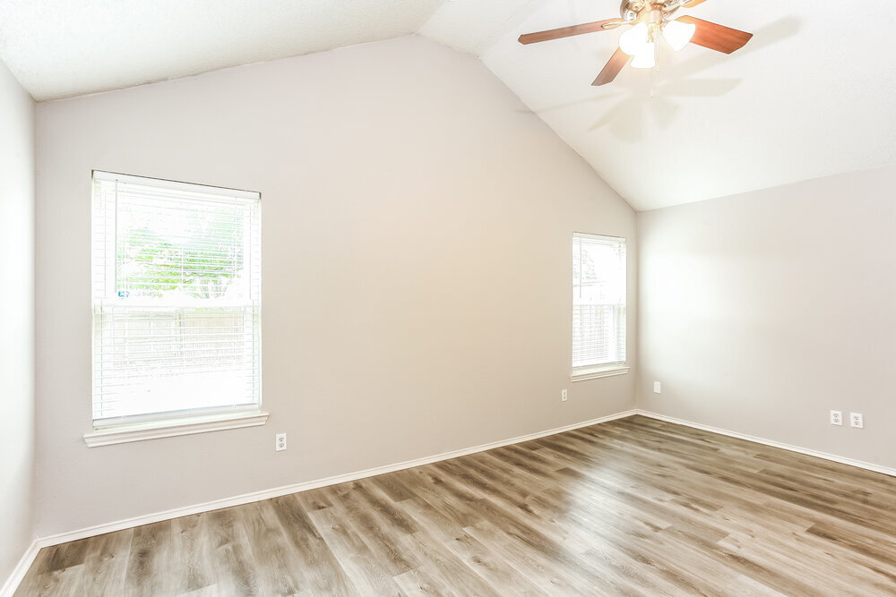 Building Photo - 7026 Lo Chalmers Ln