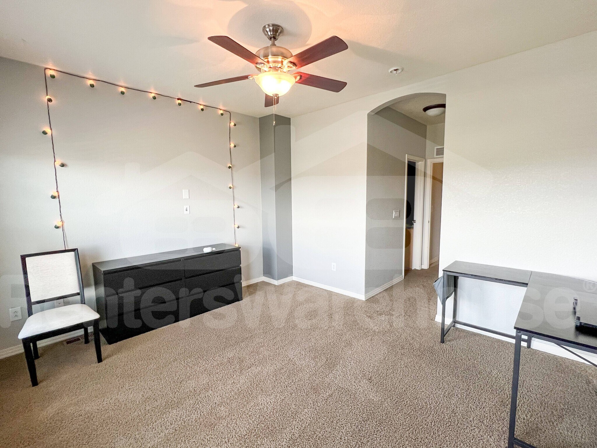 Building Photo - 9381 Ashbury Cir