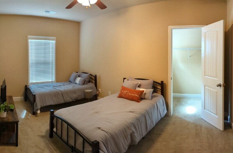 Building Photo - 426 Woodbark Ct