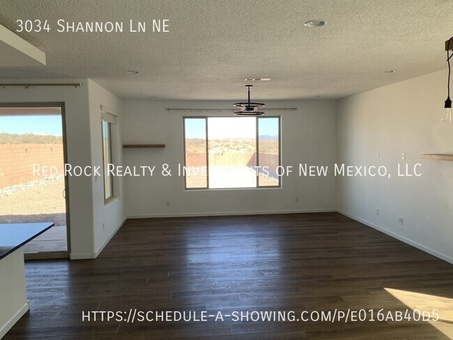 Building Photo - 3034 Shannon Ln NE