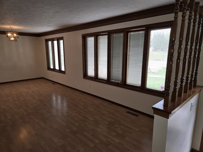 Building Photo - 3802 Gnarl Tree Ln