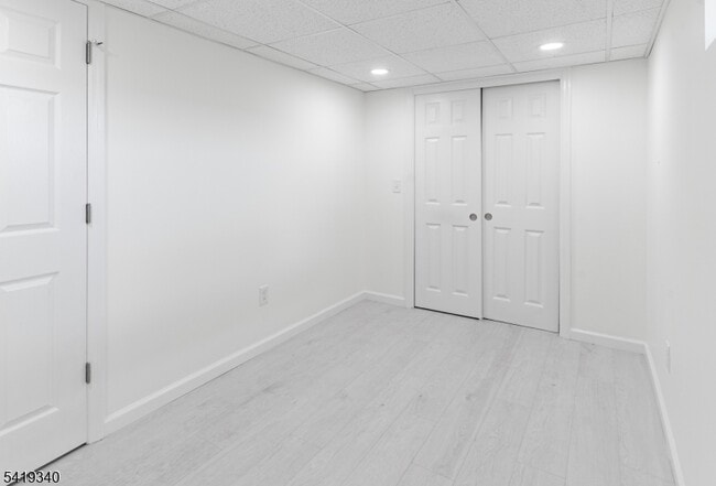 Building Photo - 80 White Meadow Rd