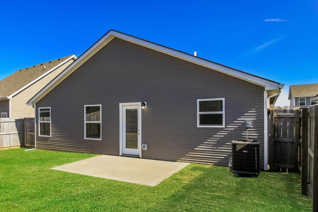 Building Photo - 2509 Guildhall Ln