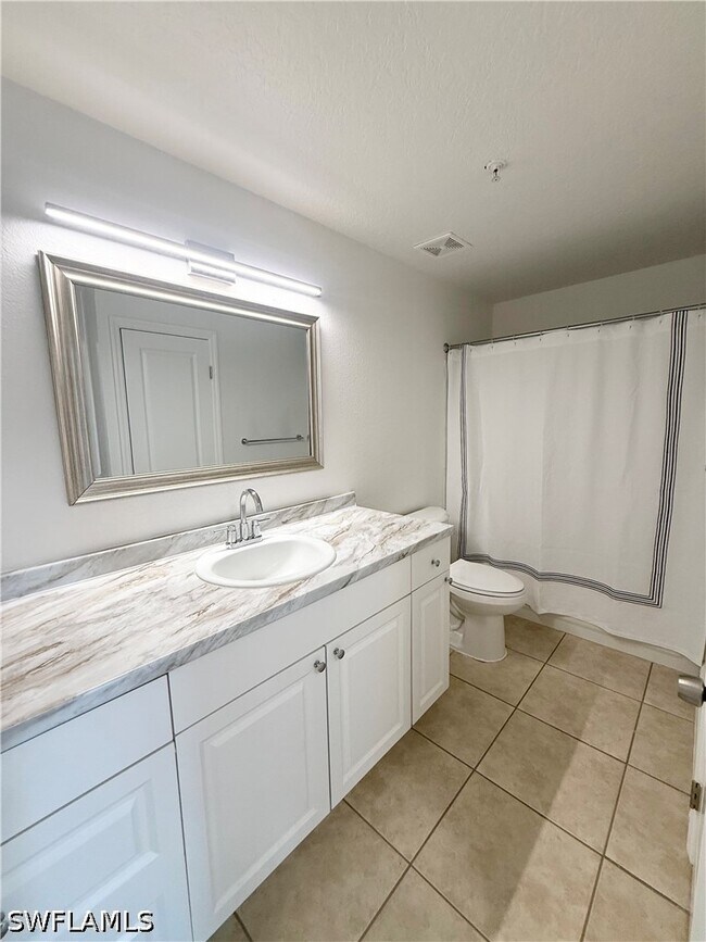 Building Photo - 11500 Villa Grand