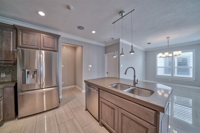 Building Photo - 13415 Preston Cliff Ct