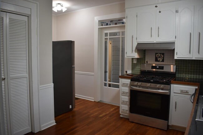 Building Photo - 326 Milledge Rd