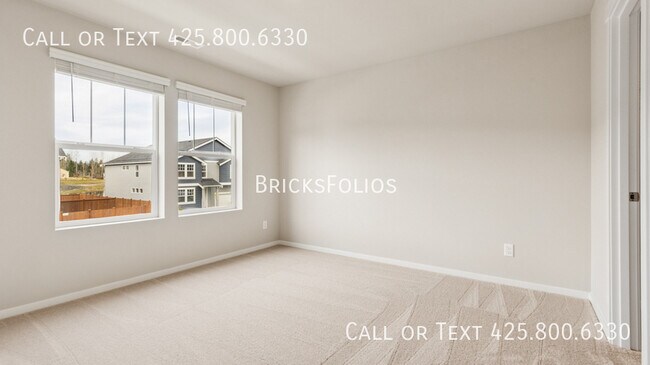 Building Photo - 2319 Boxcar Ct NE