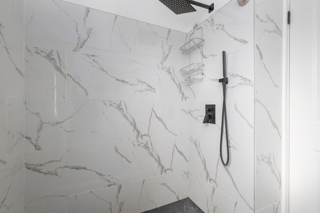 Building Photo - 12026 Wayburn St