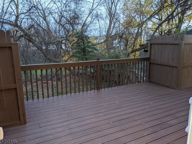 Building Photo - 11 Joseph St