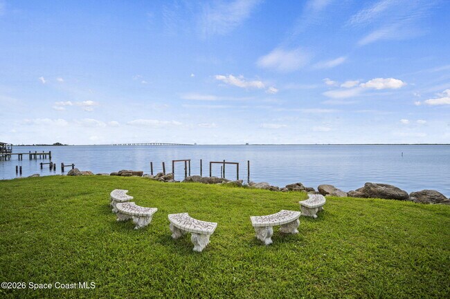 Building Photo - 6785 Riveredge Dr