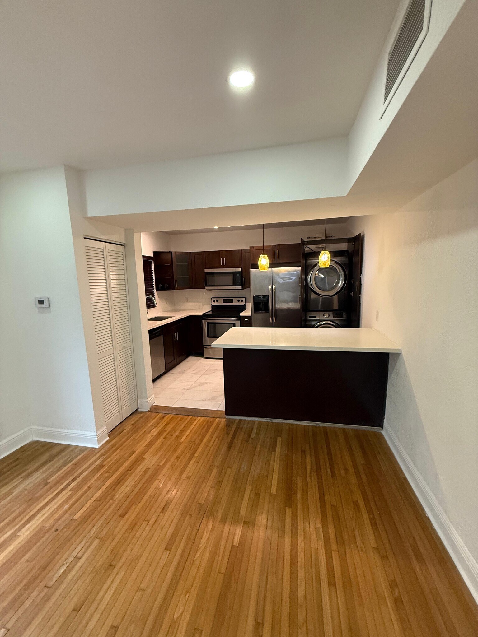 Building Photo - 3669 NW 18th St